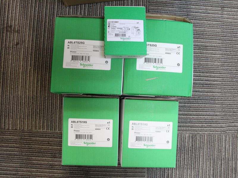 现货施耐德ABL6TS25G，ABL6TS10G电压互感器。