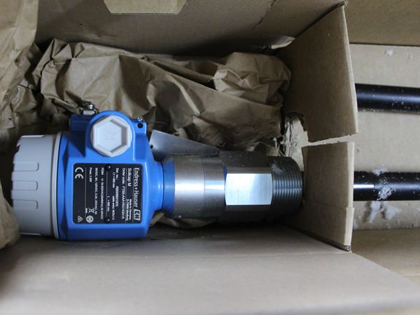 热销Endress+Hauser FTI55-AAA1RG143A1A电容式限位检测